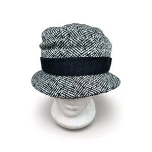 Scala Collection Black White Knit Wool Blend Packable Cloche Rolled Brim Hat